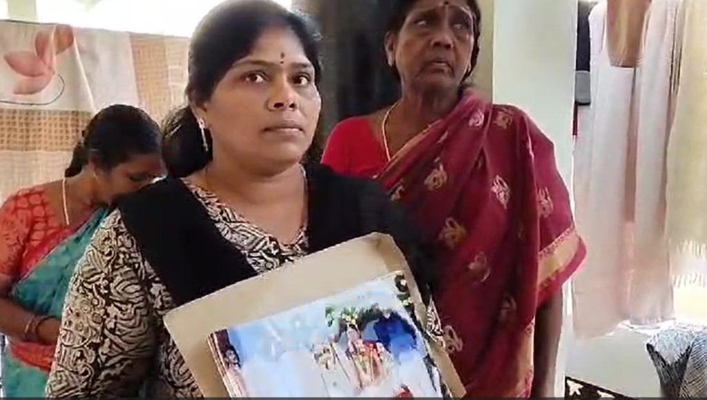 DEO faces bigamy case, first wife approaches cops