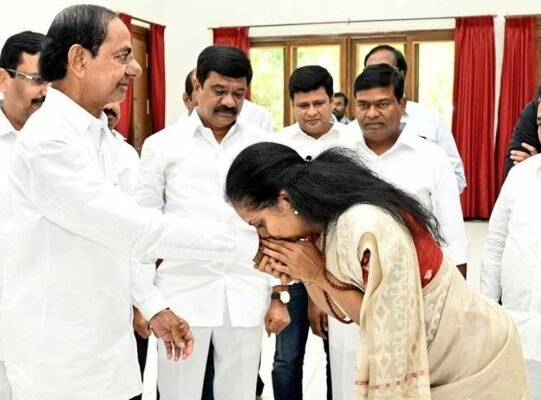 Kavitha faults KCR, Sparks Political Storm,