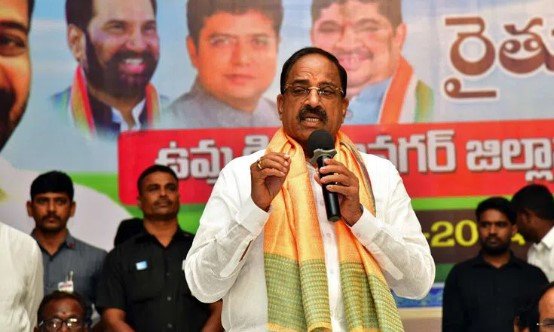 Pincer grip of caste continues on democracy, defiance can risk electoral oblivion